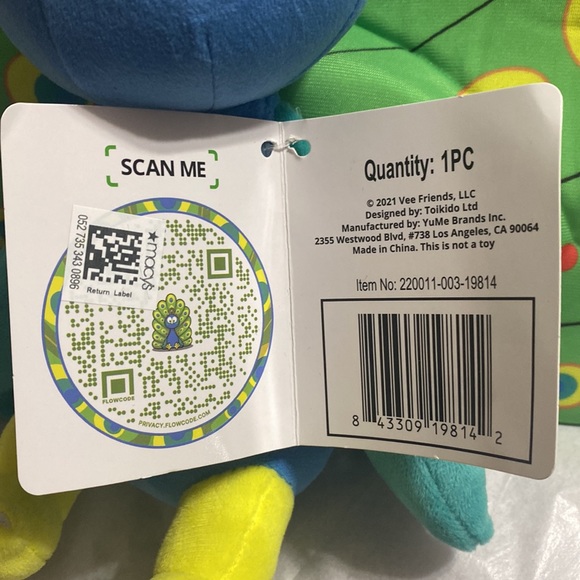 Vee Friends Collectible Plush - Picture 4 of 6